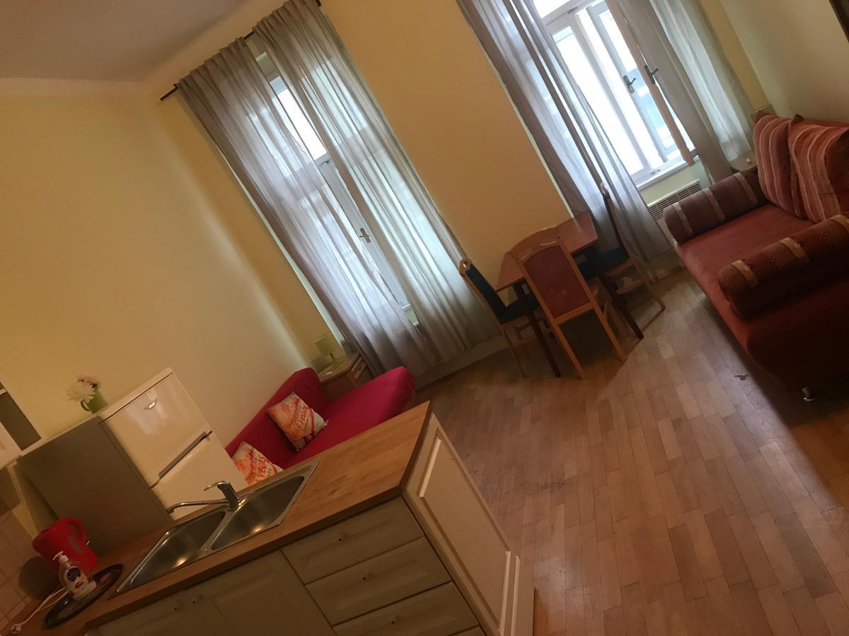 Blahnikova Aparthotel Prag Dış mekan fotoğraf